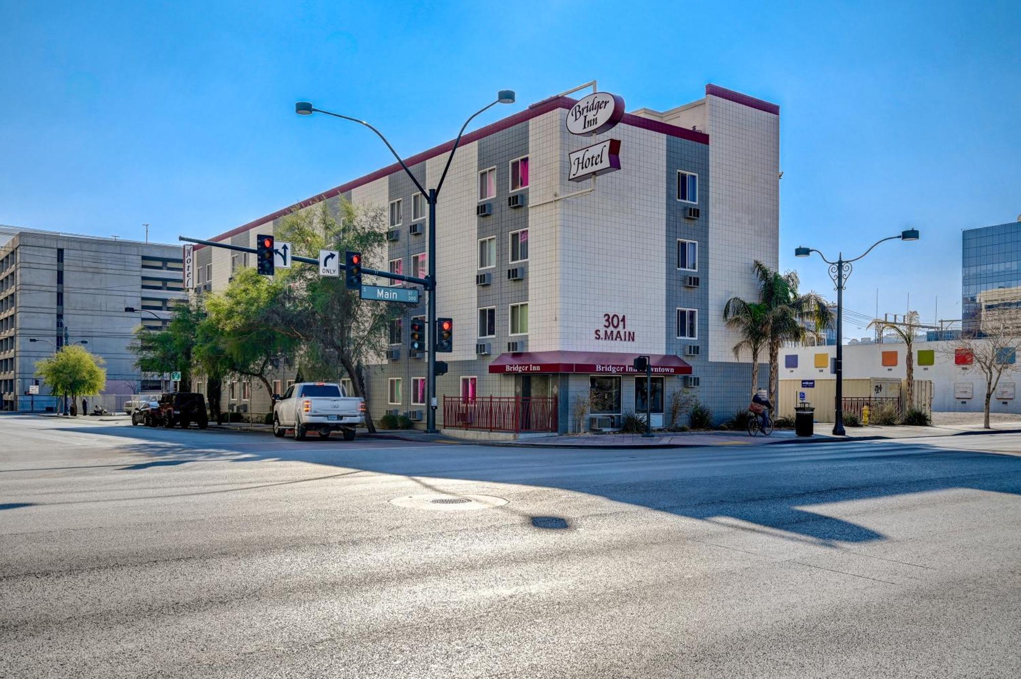 Bridger Inn Hotel Downtown Las Vegas Extérieur photo